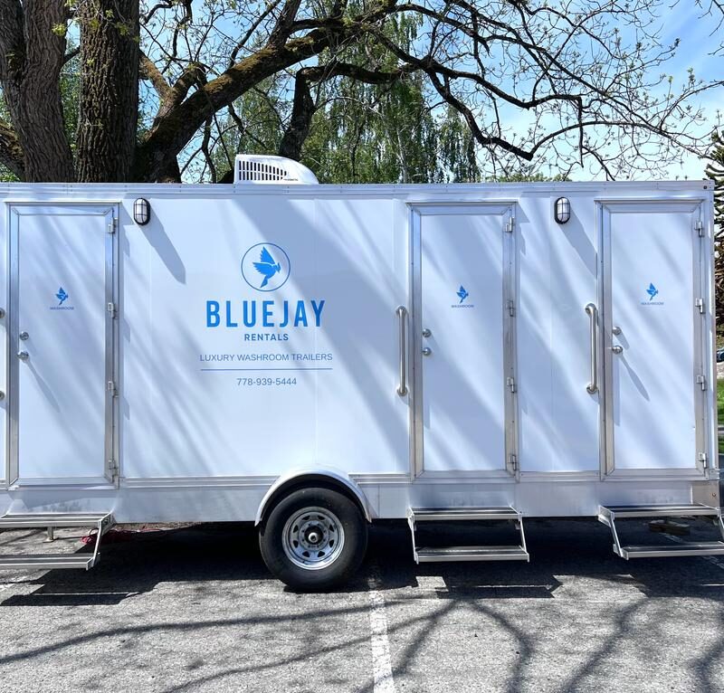 triple washroom trailer rentals