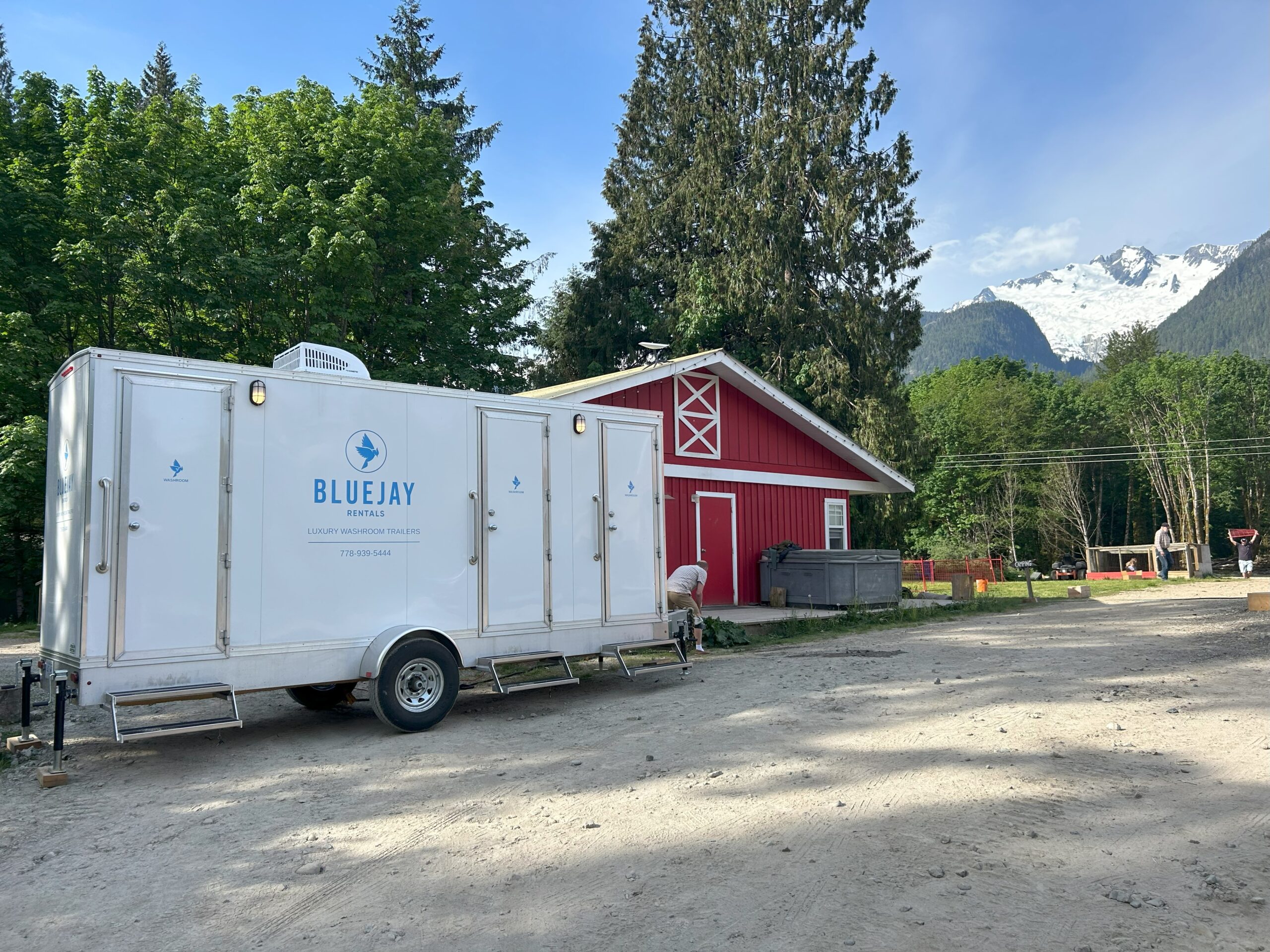 washroom rental outside farm