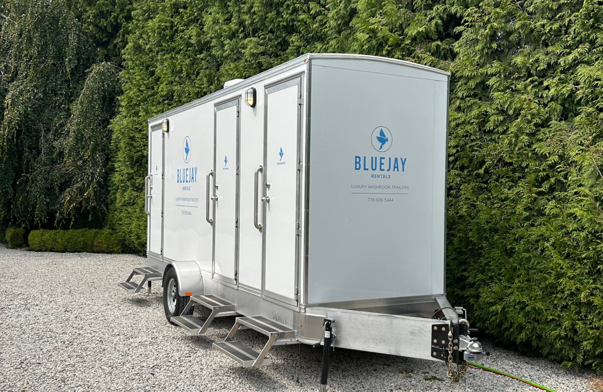 washroom rental for wedding outside farm