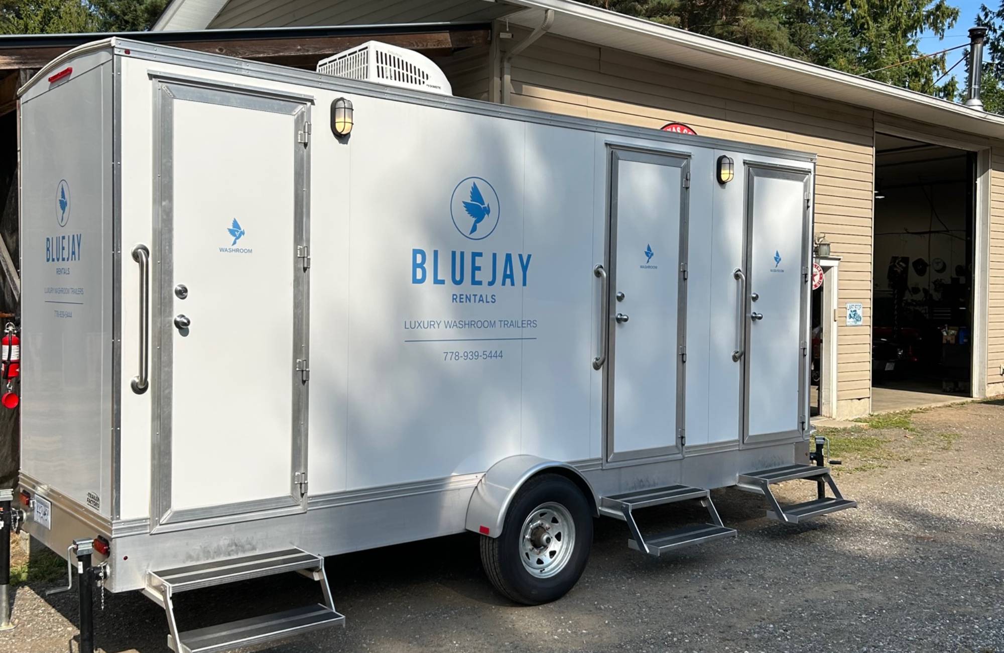 washroom trailer rental for weddings