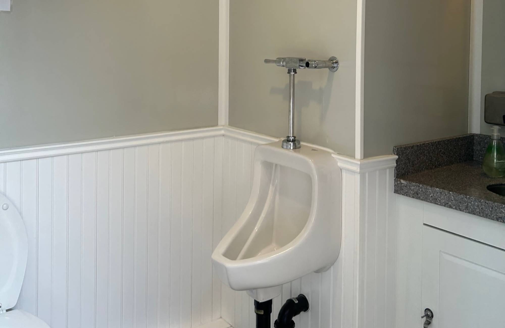 Keeping Costs Low: Finding Affordable Construction Site Washrooms