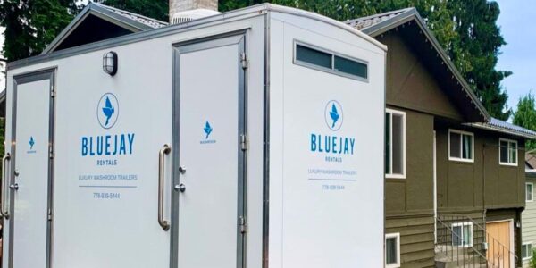 The Top 4 Features to Look For in a Portable Toilet Rental